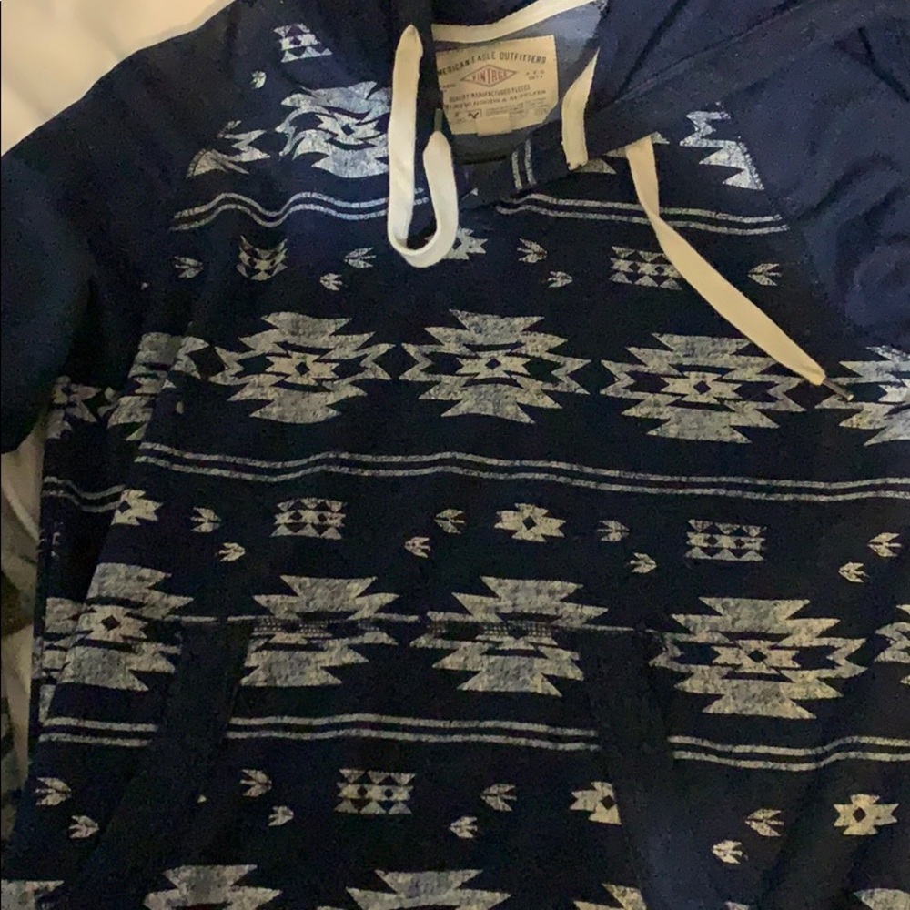 blue american eagle sweater
